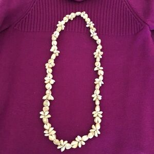 VTG 1968 Artisan Cowrie Shell Necklace